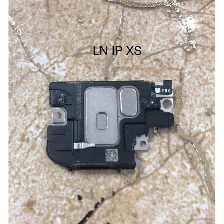 Loa ngoài IPhone XS