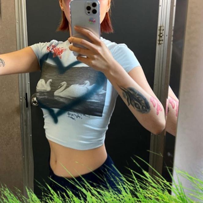 IU Áo Thun Tay Ngắn Dáng Ôm In Họa Tiết Trái Tim Thời Trang Mùa Hè Xinh Xắn Cho Nữ