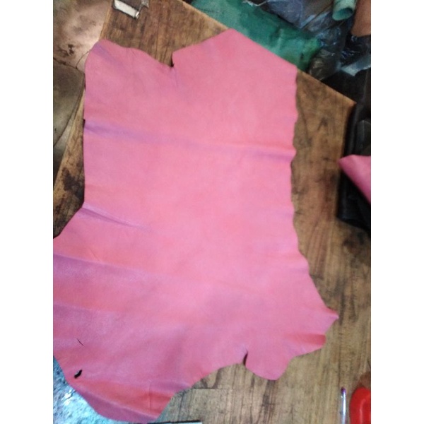 Da bò thật 20k/pia  giá không tưởng Leather World