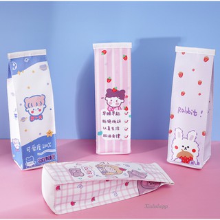 Ví Bút Cô Gái Dễ Thương