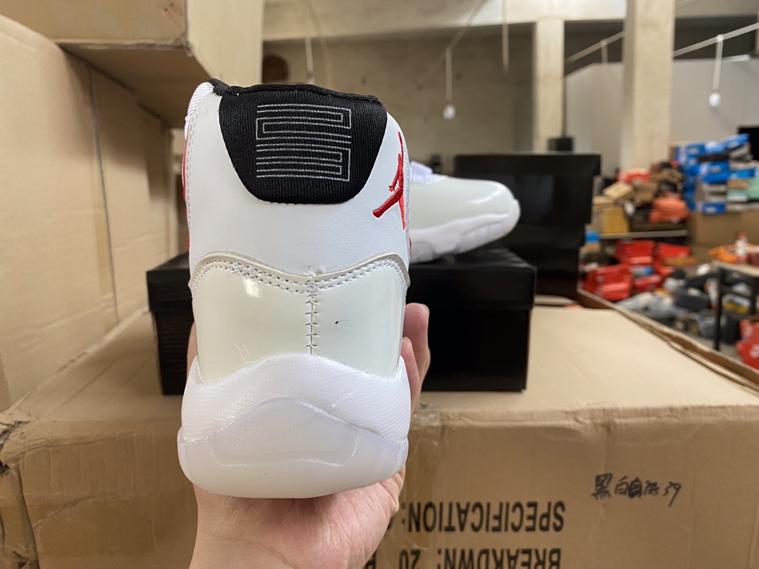 (Hàng Có Sẵn) Giày Thể Thao Họa Tiết Hoạt Hình Cho Nam | BigBuy360 - bigbuy360.vn