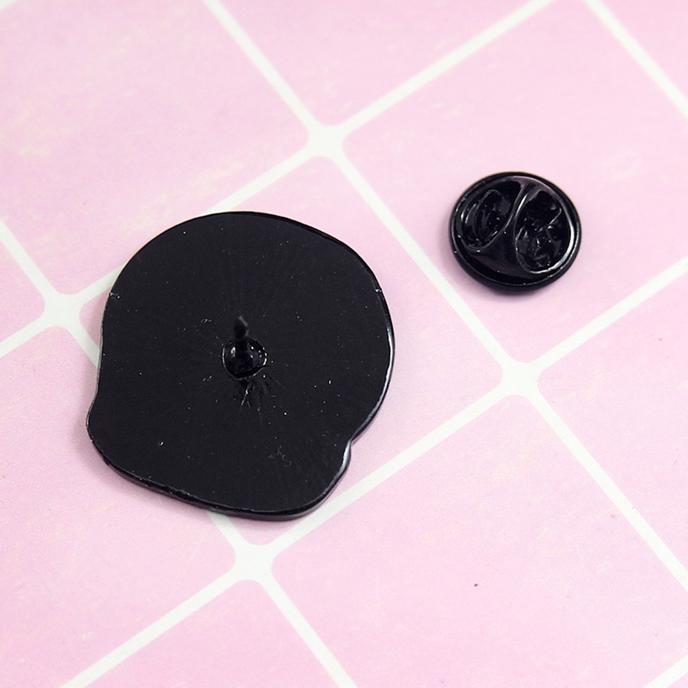 YOML✔Cartoon Fantasy Astronaut Helmet Enamel Brooch Pin Denim Backpack Badge Decor