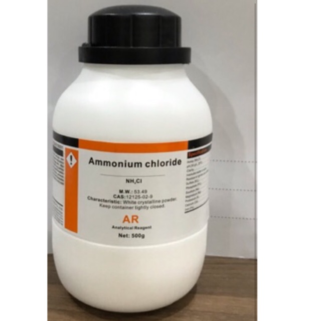 Hoá chất Ammonium chloride Xilong CAS 12125-02-9 NH4Cl lọ 500g