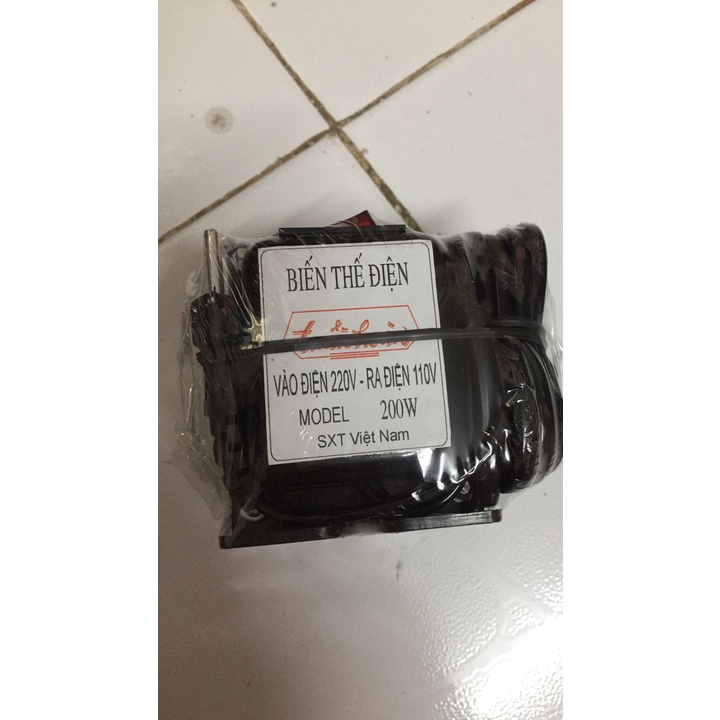 Bán Cục Biến thế đổi nguồn điện 220v ra 110V sài cho các thiết bị hàng bãi nhật cục biến đổi nguồn điện từ 220v sang 110