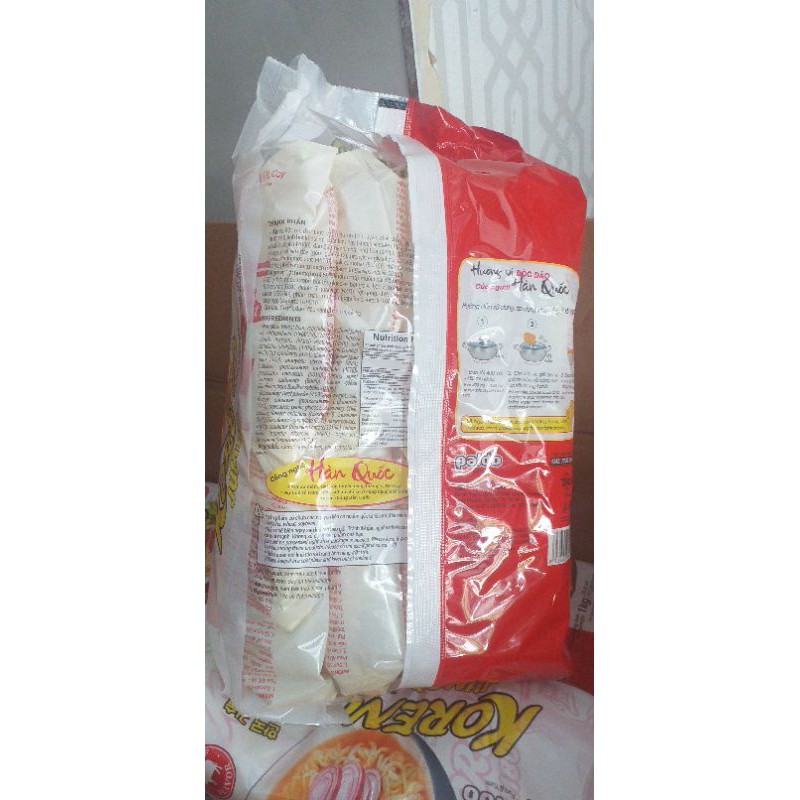 Mỳ cay hàn quốc koreno bị bò cay