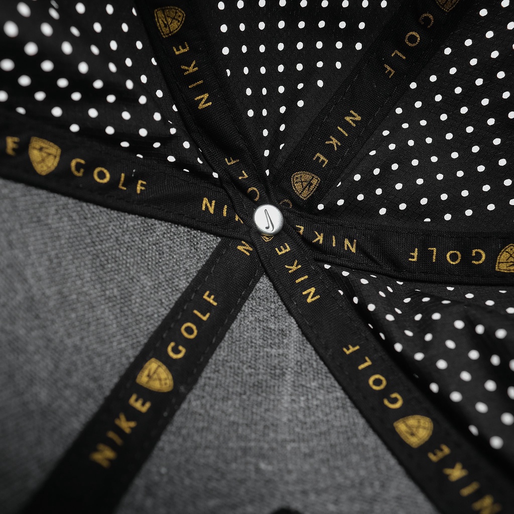 Mũ lưỡi trai nam nữ thương hiệu NIKE chất liệu dù lazer có lỗ thoáng khí thích hợp chơi thể thao chạy bộ