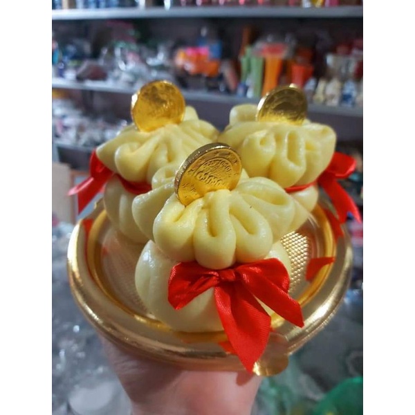 Bánh bao túi tiền vàng tài lộc dâng lễ