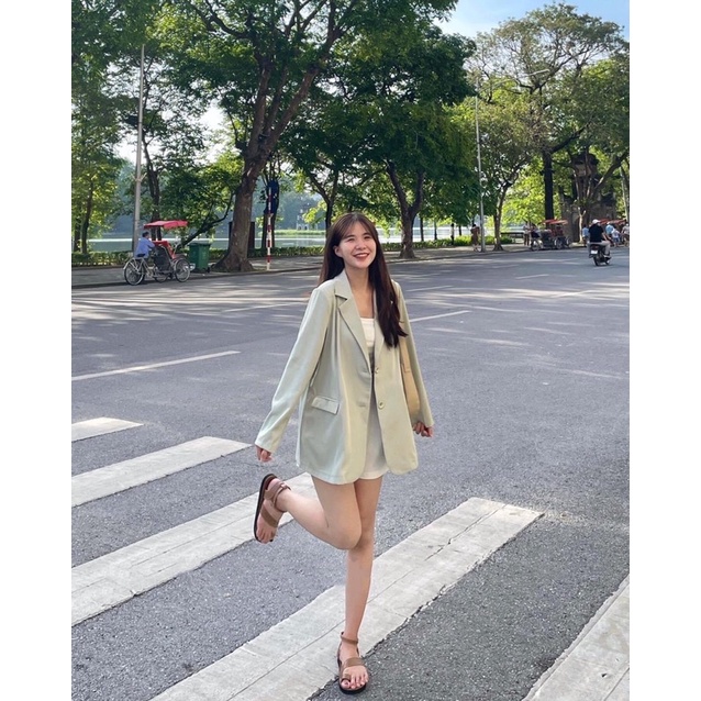 Áo Blazer tay dài có đệm vai