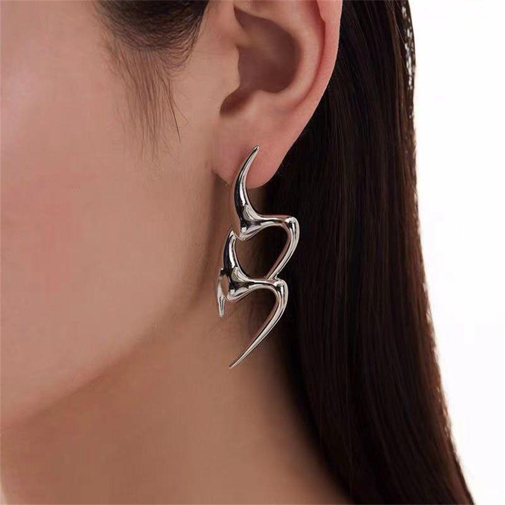Khuyên Tai Khoét Lỗ Hình Nốt Nhạc Thời Trang Cho Nữ