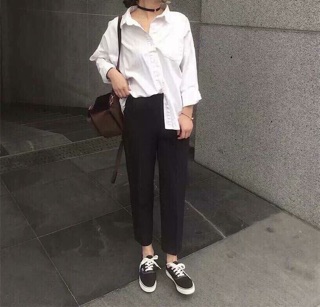 Áo sơ mi trắng túi ngực