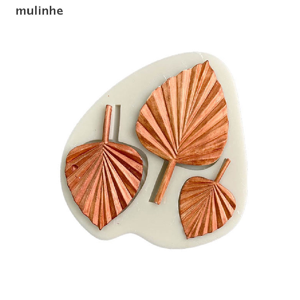 Khuôn Silicone Tạo Hình Làm Bánh Kẹo Hình Chiếc Lá 3 Ngăn