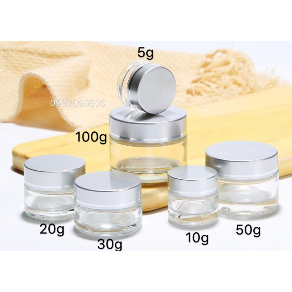 Hũ thủy tinh dựng kem nắp bạc 50G