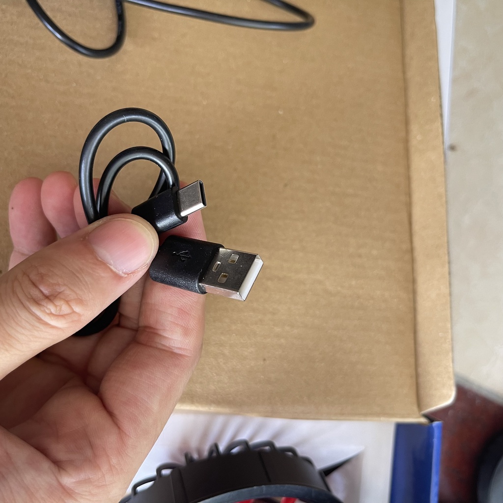 Pin dự phòng điện thoại  dung lượng 24000mah bảo hành 1 năm