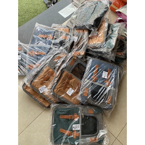 [Có sẵn] Ba lô du lịch vận chuyển thú cưng xinh xắn