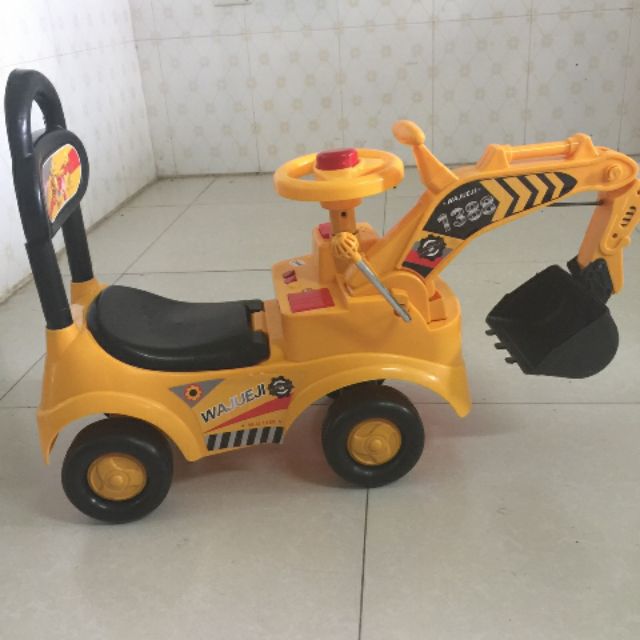 Xe cẩu chòi chân cho bé AP50
