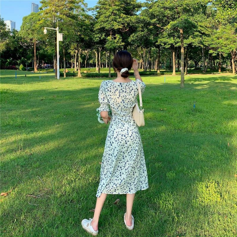 [Mã SKAMA06 giảm 8% tối đa 50K đơn 250K] [Có video] [SẴN ] Đầm hoa nhí ulzzang cổ tim dáng xòe xẻ tà | BigBuy360 - bigbuy360.vn