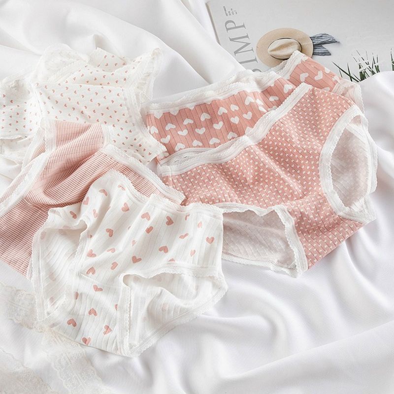 Quần Lót Cotton Viền Ren Hoạ Tiết Trái Tim