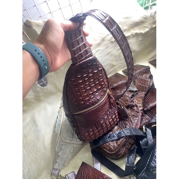 TÚI ĐEO NAM DA CÁ