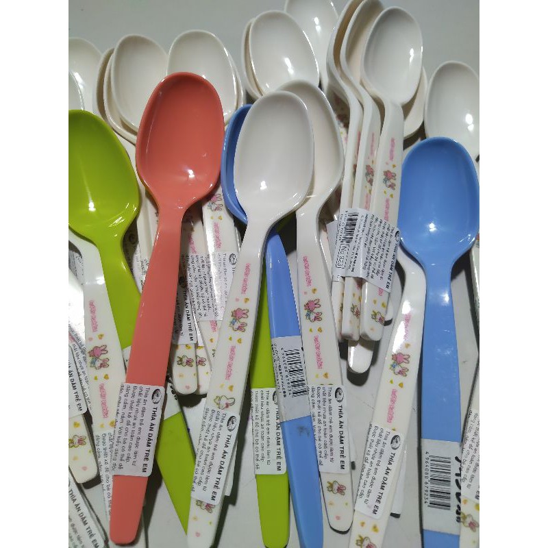 Thìa ăn dặm mã 923 cho bé