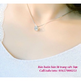 Dây chuyền khối lập phương đủ màu đá!