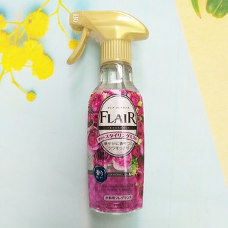 Xịt thơm và làm phẳng quần áo Flair Kao Nhật Bản