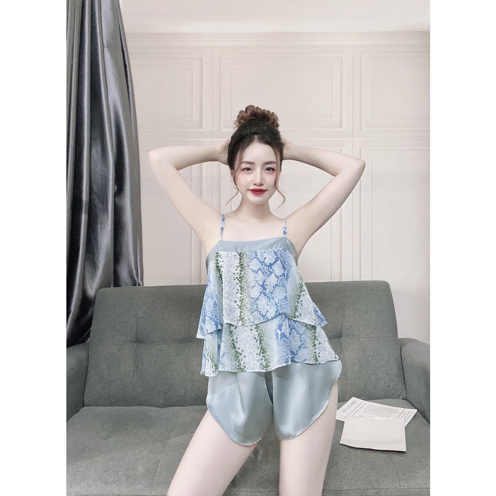 Đồ Ngủ Sexy, Đồ Bộ Mặc Nhà Nữ Áo 2 Dây Hoa Phối Quần Đùi Satin Màu Hàng Đẹp Phong Cách Gợi Cảm, Quyến Rủ Cho Bạn Nữ | BigBuy360 - bigbuy360.vn