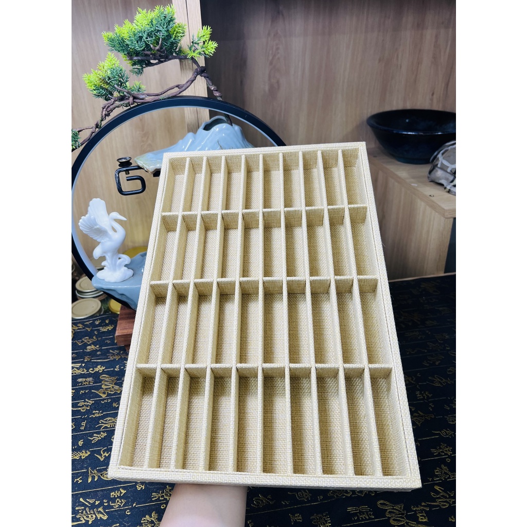 Khay vải bố dùng để đựng trang sức, phụ kiện, vòng đá sang trọng