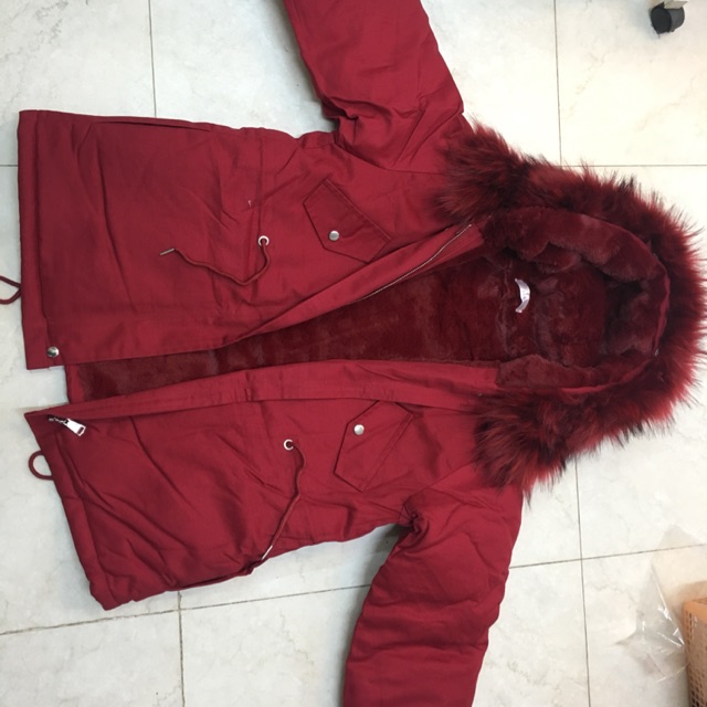 Áo parka đỏ