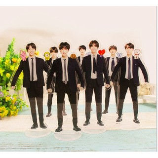 Standee bts tượng đứng