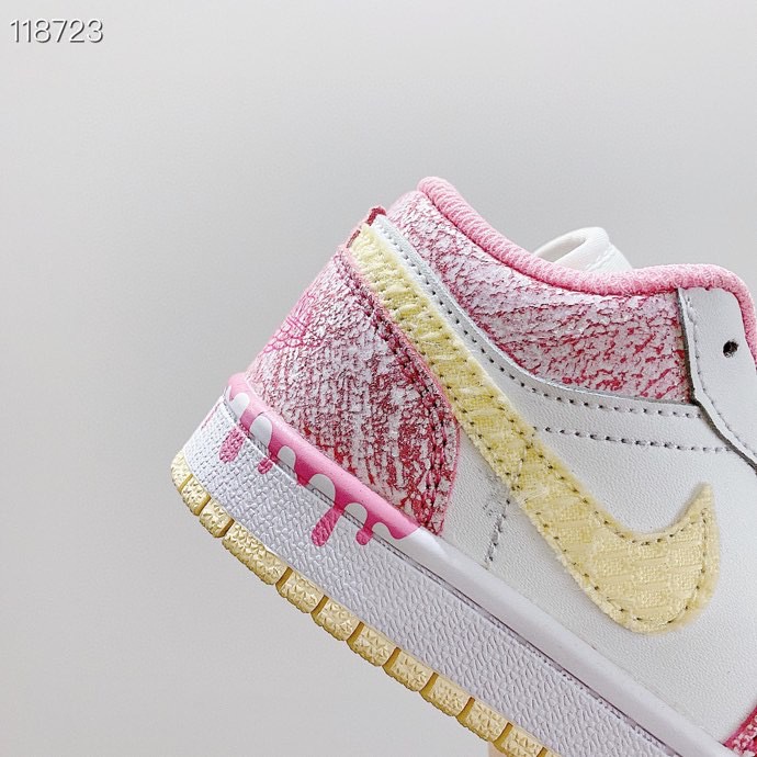 08*hàng Có Sẵn * Giày Thể Thao Nike Air Jordan 1 Co Giãn Tốt Thời Trang Cho Bé Trai Và Bé Gái