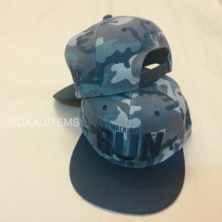Mũ Snapback Running man