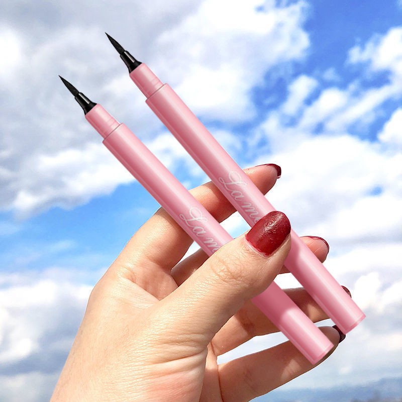 Bút kẻ mắt dạng lỏng màu đen lâu trôi chống thấm nước | BigBuy360 - bigbuy360.vn