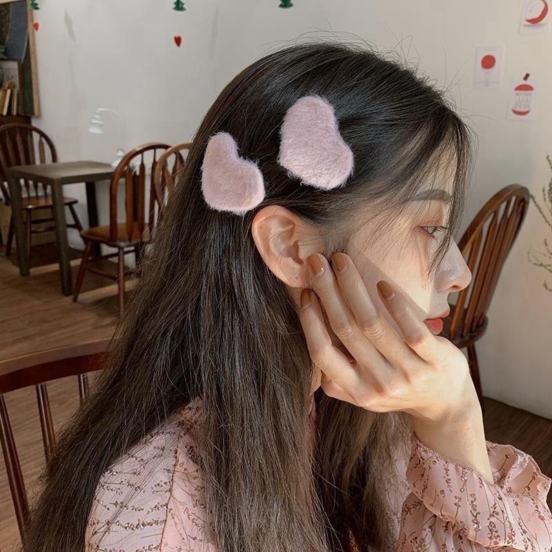 Kẹp Tóc Bấm Hình Trái Tim Vải Lông Nhung Heart Hairpin