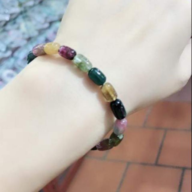 Vòng tay lu thống đa sắc lu thống