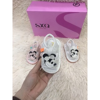 dép quai tập đi có còi cho bé