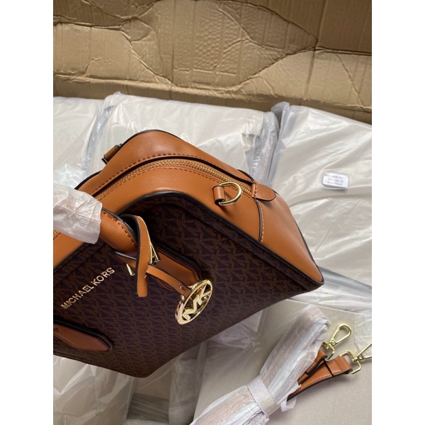 Túi xách nữ hến đẹp chuẩn sz 27cm kèm quai chéo