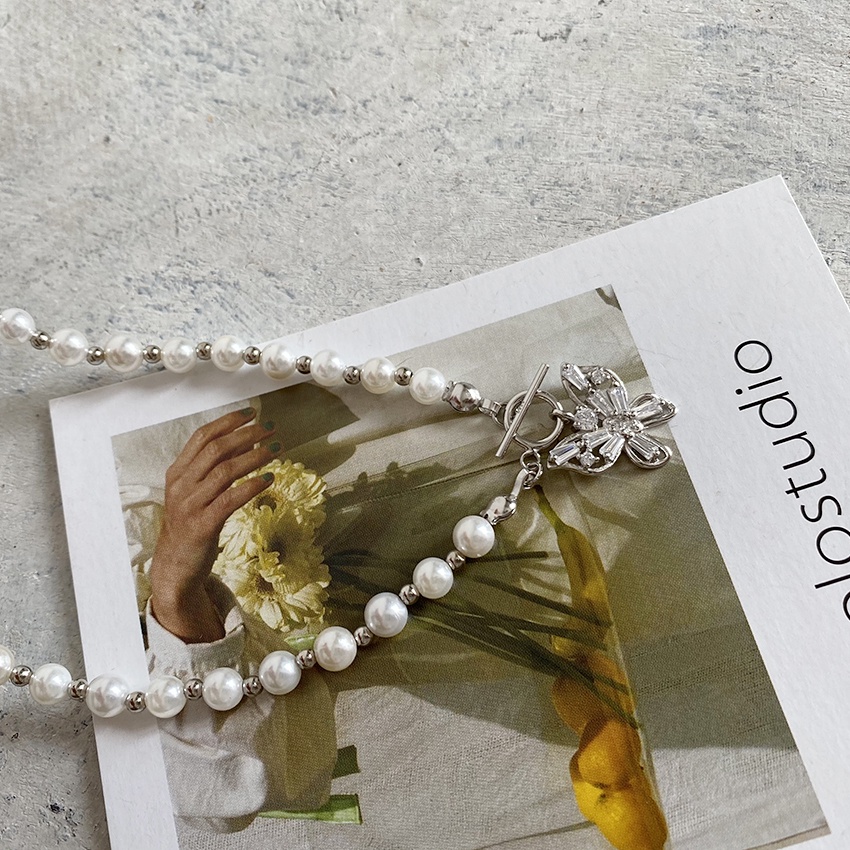 Vòng cổ Mặt Bướm Đính Đá Zircon Ngọc Trai Thanh Lịch