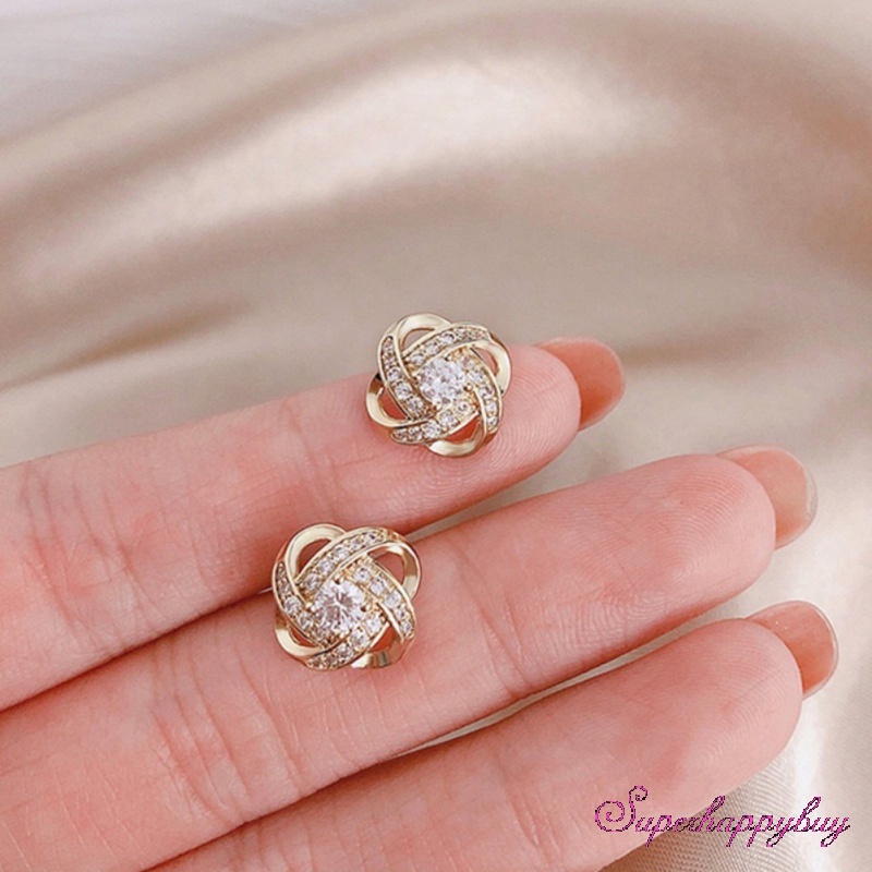 Khuyên Tai Nhỏ Đơn Giản Cổ Điển Cá Tính