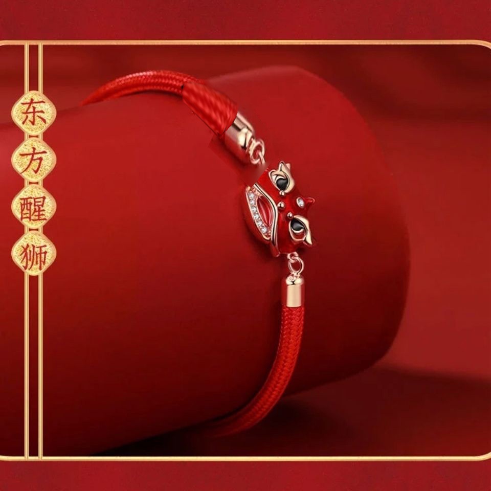 Vòng Tay Dây Đỏ Mặt Sư Tử