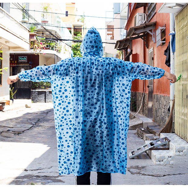 Áo Mưa Bít 1m4 Nhựa Dẻo Trong Suốt Bi Màu