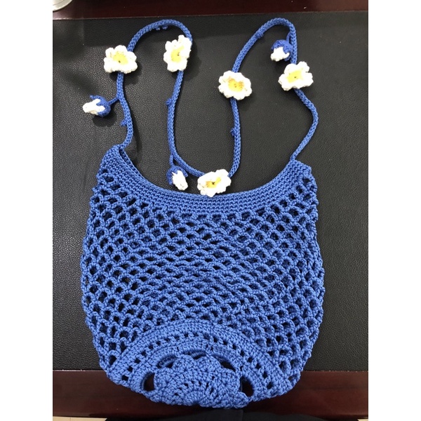 Túi lưới handmade đính hoa và phụ kiện