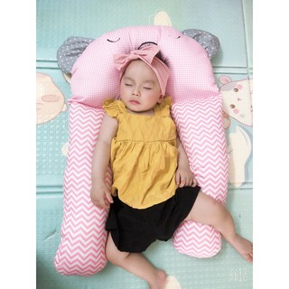 Gối chữ u đa năng cho bé