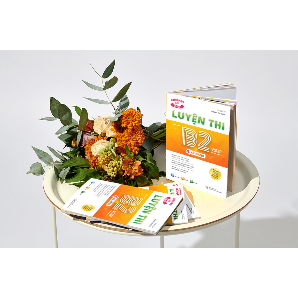 Combo 3 sách luyện thi B2 Vstep: Sách luyện thi B2 Vstep 4 kỹ năng, Sách 30 đề thi viết luận, Sách 10 bộ đề thi Đọc hiểu