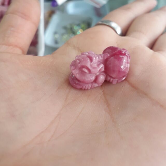 Tỳ hưu ruby