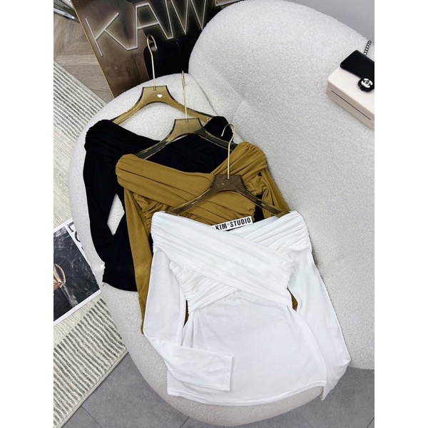 Áo Thun Dẻo Bệt Vai