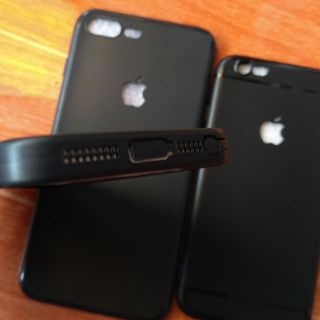 Dẻo đen khắc táo iphone 5/6/6 Plus/7/7 Plus