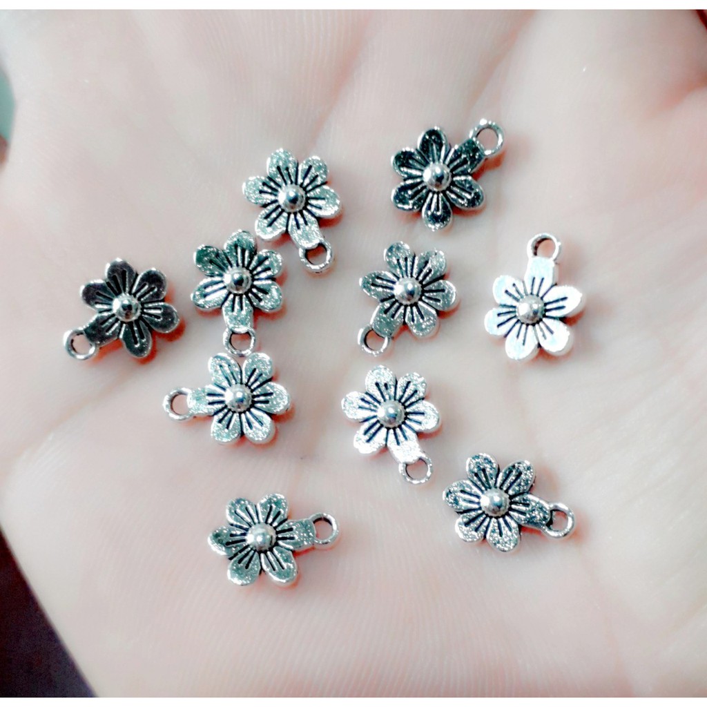 Charm sỉ TPHCM : 50g / 1 gói = 23k [ Sỉ Charm bạc cổ ]