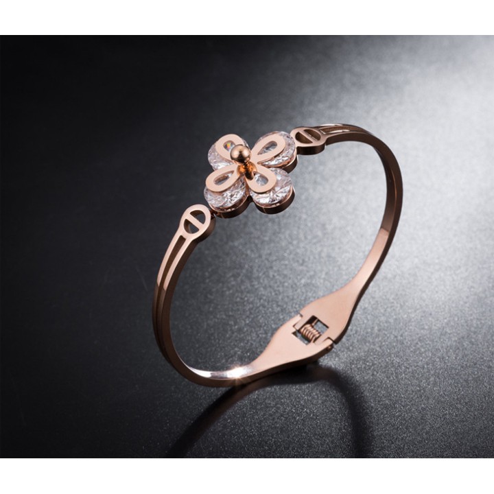 Vòng tay nữ titan cao cấp hình bông hoa siêu đẹp, bền màu, hợp thời trang