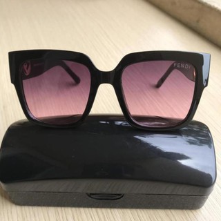 Kính mát nữ, kính nữ thời trang FENDI hot nhất 2020 MB28