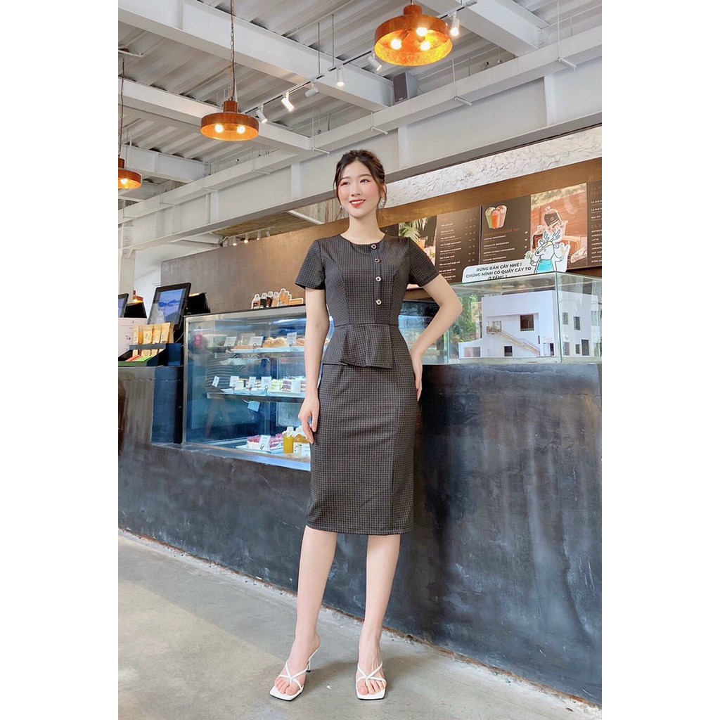 Đầm peplum công sở